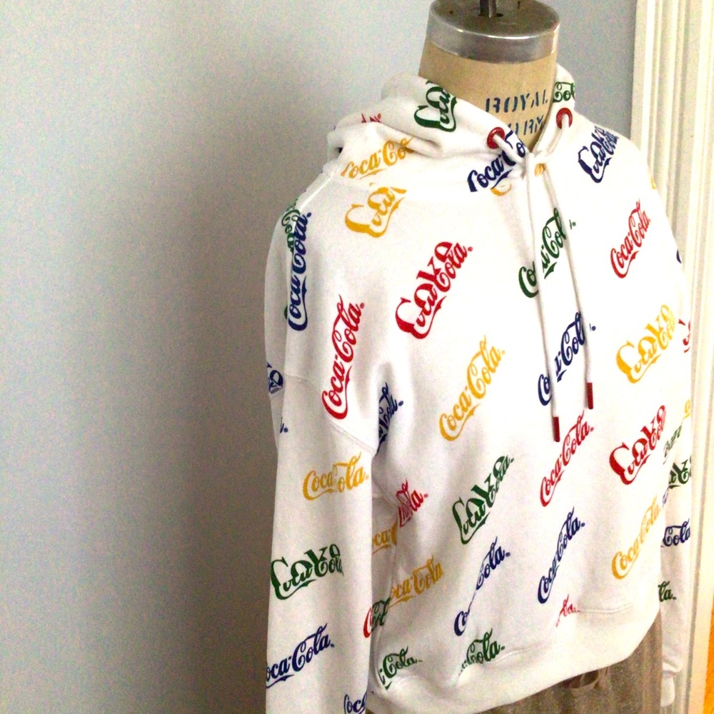 NWT Coca Cola Hoodie Size medium